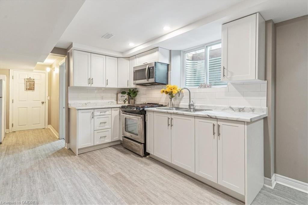 10 Westdale Drive - Photo 3 of 17