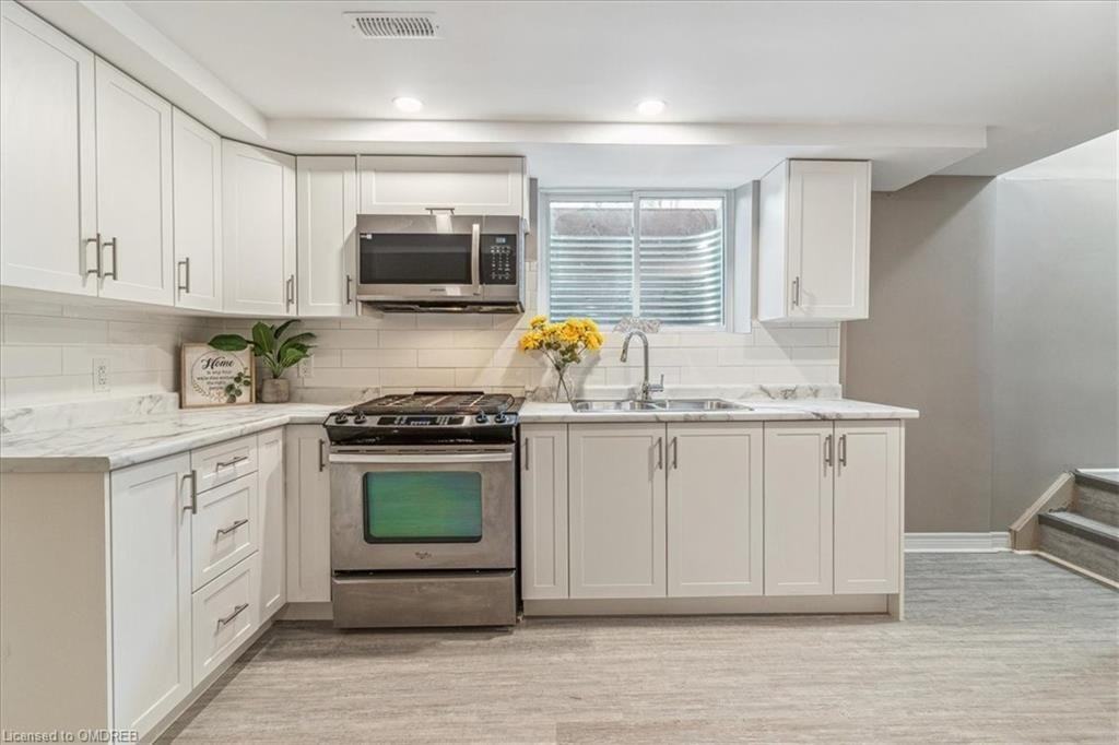 10 Westdale Drive - Photo 4 of 17