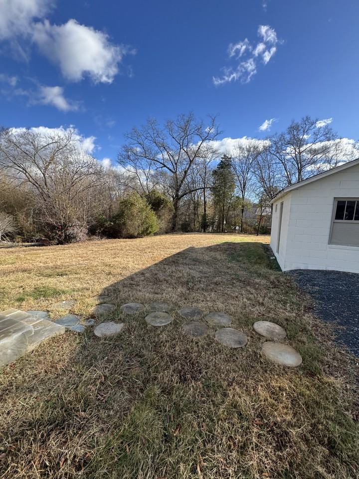 1470 Hilltop St #1 - Photo 4 of 9