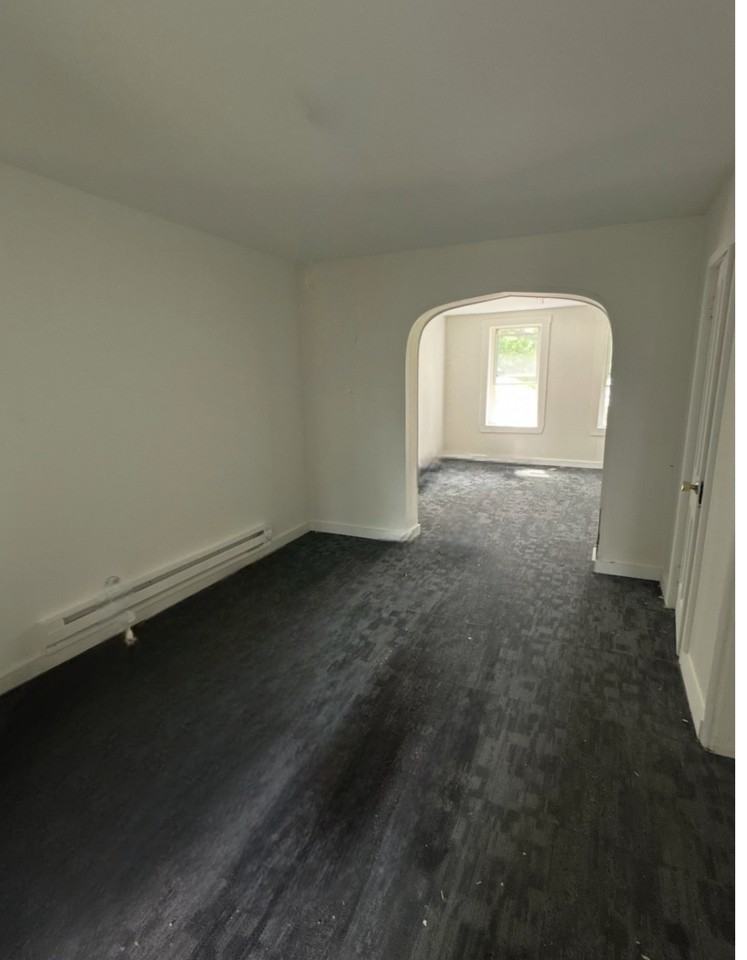 217 S Franklin St #4 - Photo 4 of 5