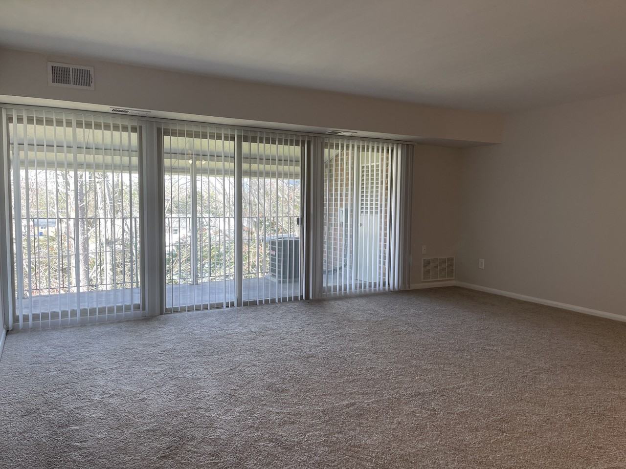 8500 Sky View DriveUnit 203 #8500-203 - Photo 2 of 12