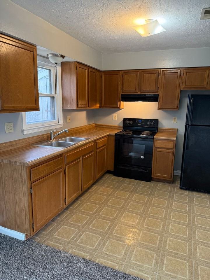 3509 Buckhorn Dr - Photo 4 of 11