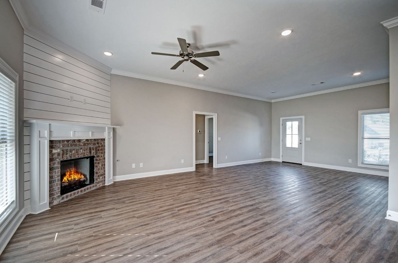 119 Southern Oak Way #1 - Photo 6 of 18