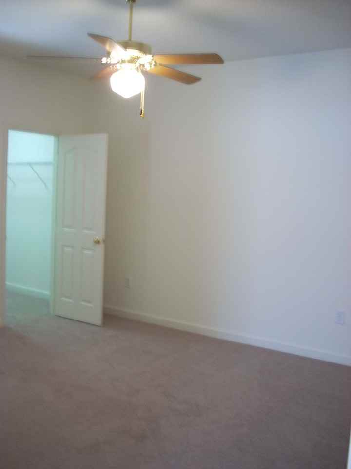 210 Clusters Cir - Photo 5 of 13