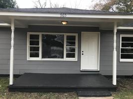 featured image of 965 Eastwood Dr