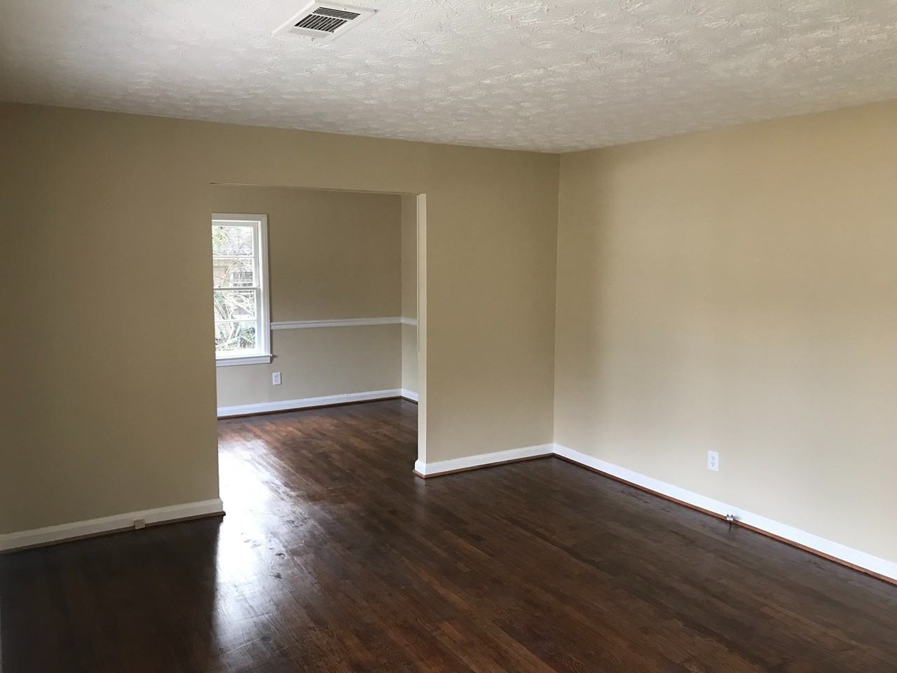 965 Eastwood Dr - Photo 6 of 41