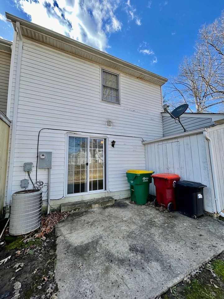 1619 Autumn Woods Dr - Photo 5 of 19