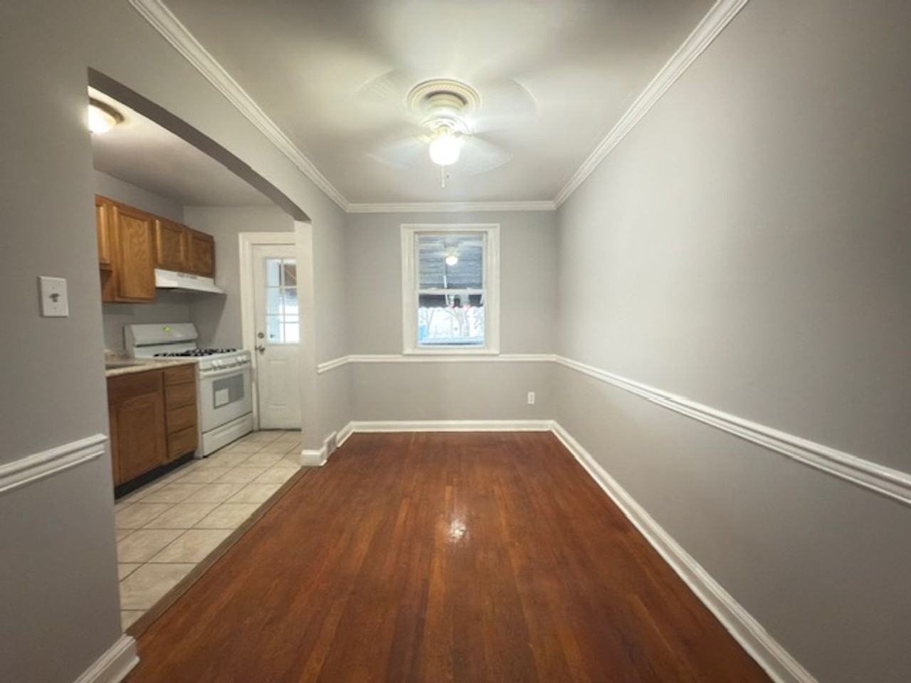 6305 Brown Ave - Photo 3 of 10