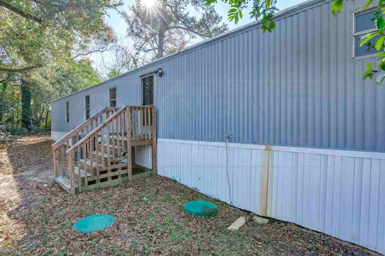 7228 Hilo St - Photo 5 of 19