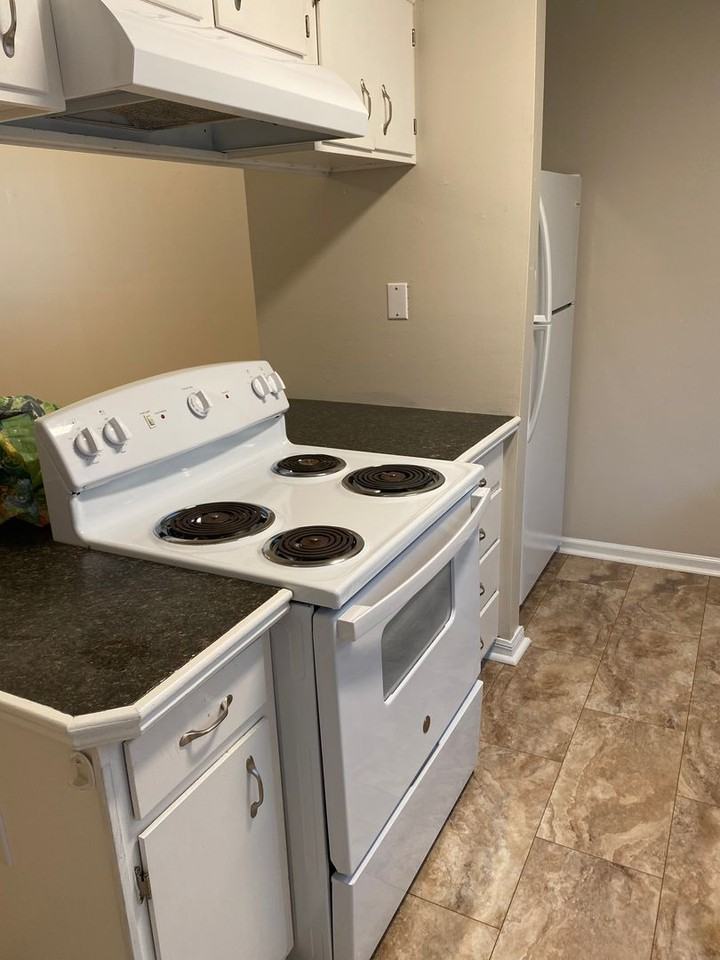 5367 Dawn Ct #B - Photo 3 of 7