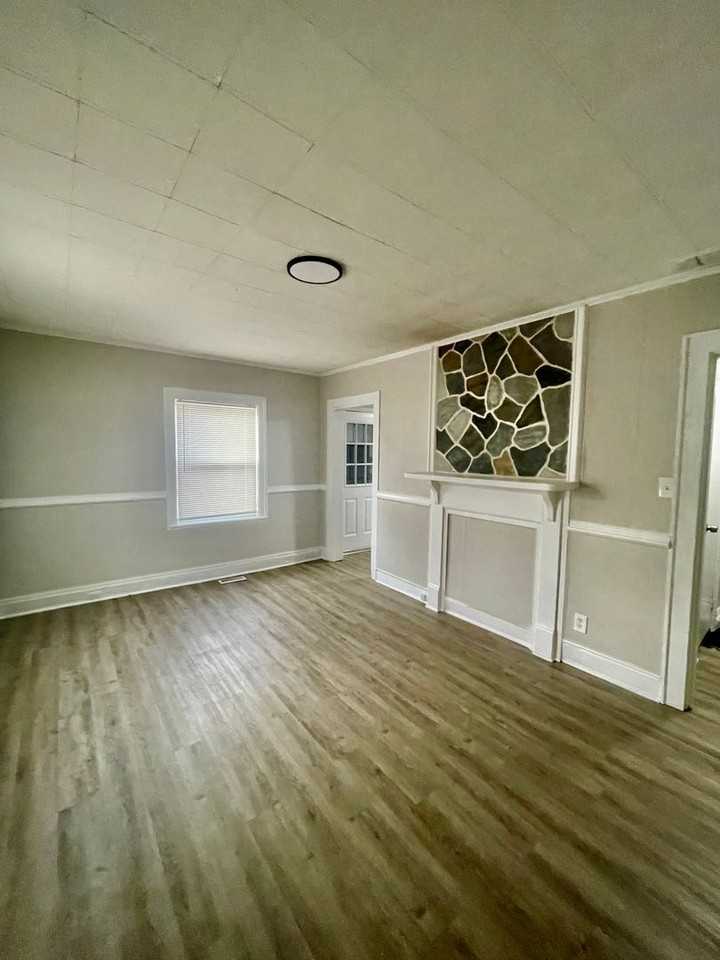 420 27th Street Pl Sw - Photo 4 of 11