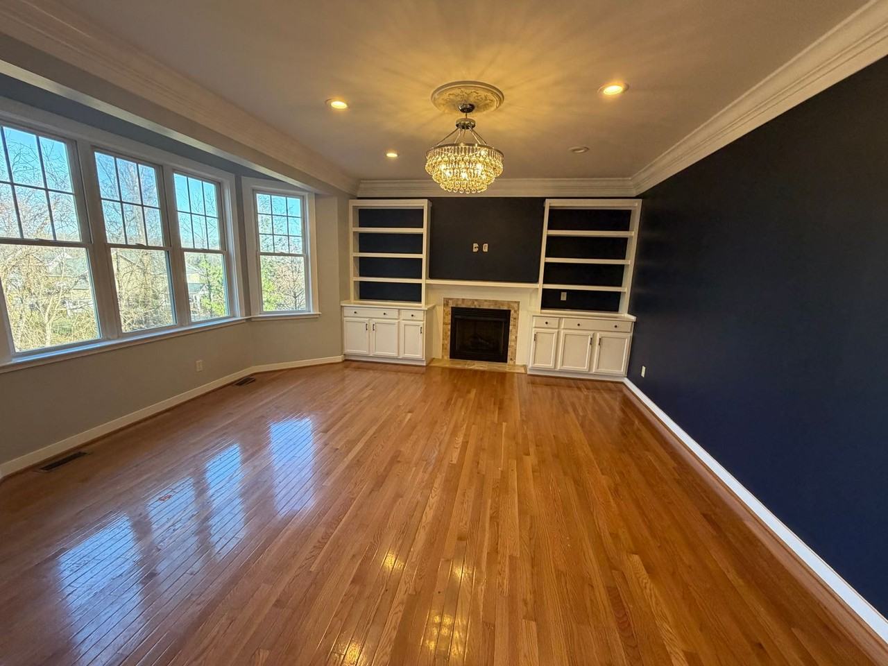 5882 Monet Dr - Photo 3 of 13