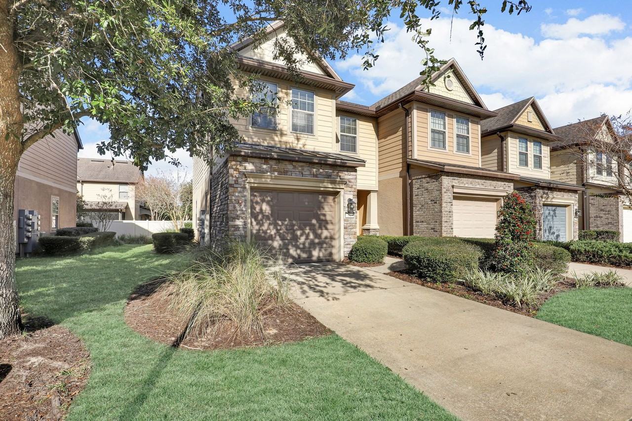 7019 Buroak Ct - Photo 2 of 17