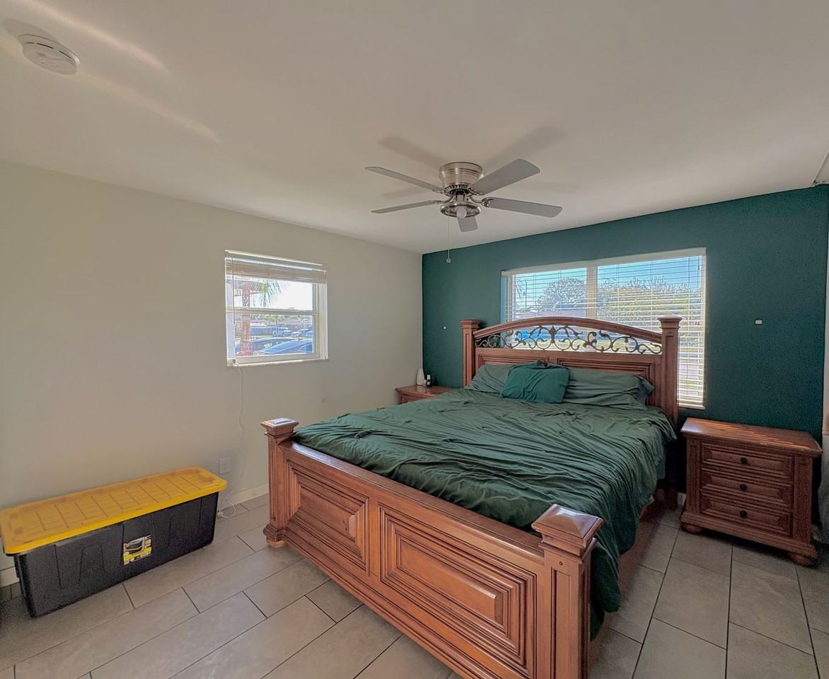 131 Se Lucero Dr - Photo 7 of 13