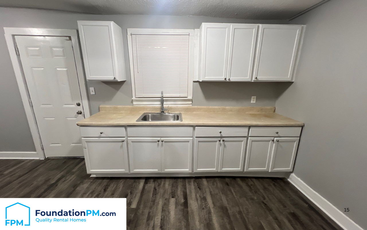 444 Glankler St #1 - Photo 6 of 17