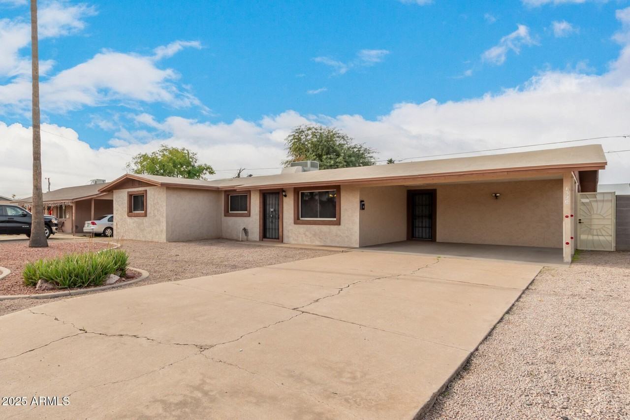 1320 S Beck Ave - Photo 3 of 29