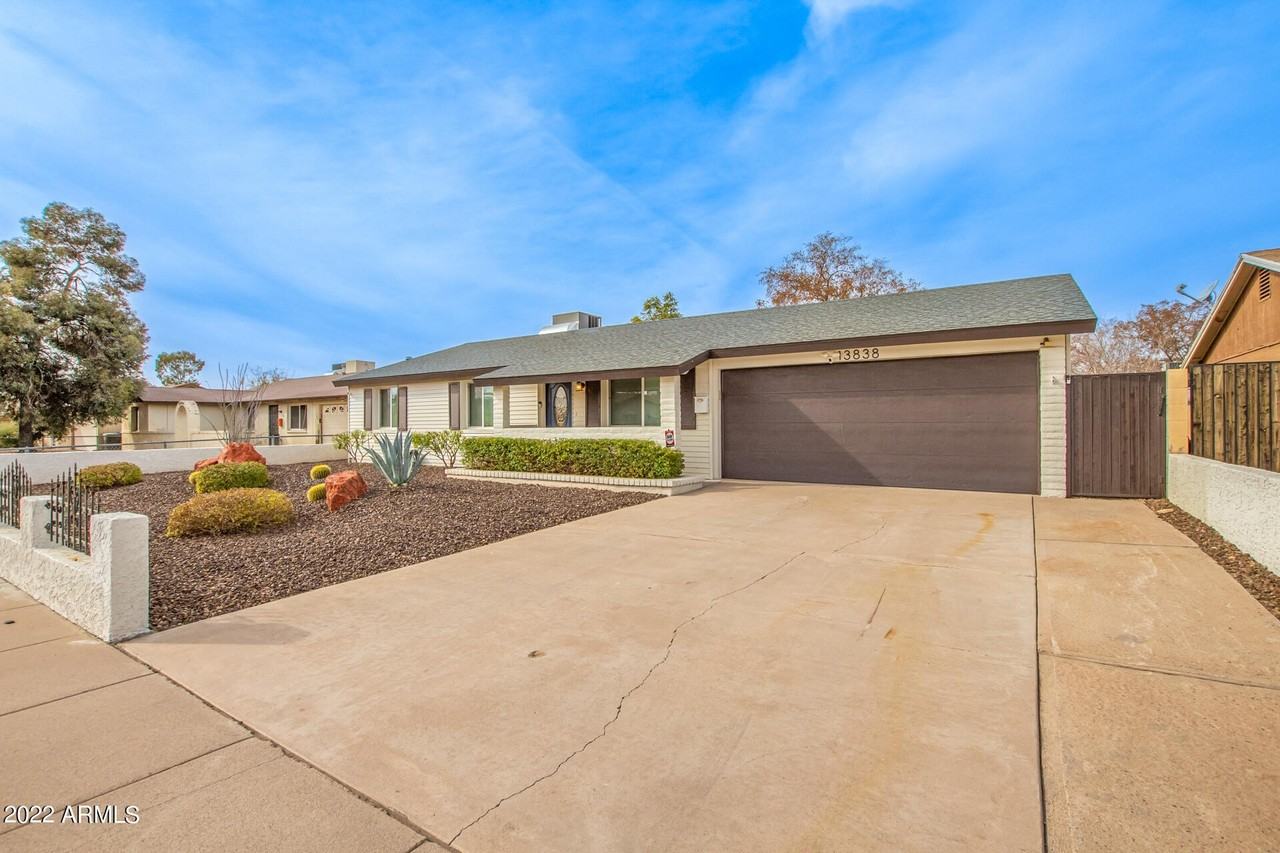 13838 N 37th Way - Photo 2 of 29