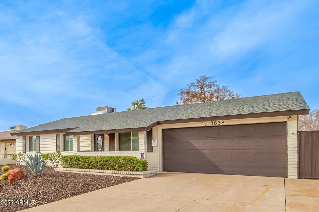 13838 N 37th Way - Photo 3 of 29