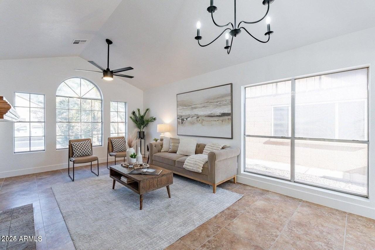 5248 N 102nd Ave - Photo 3 of 14