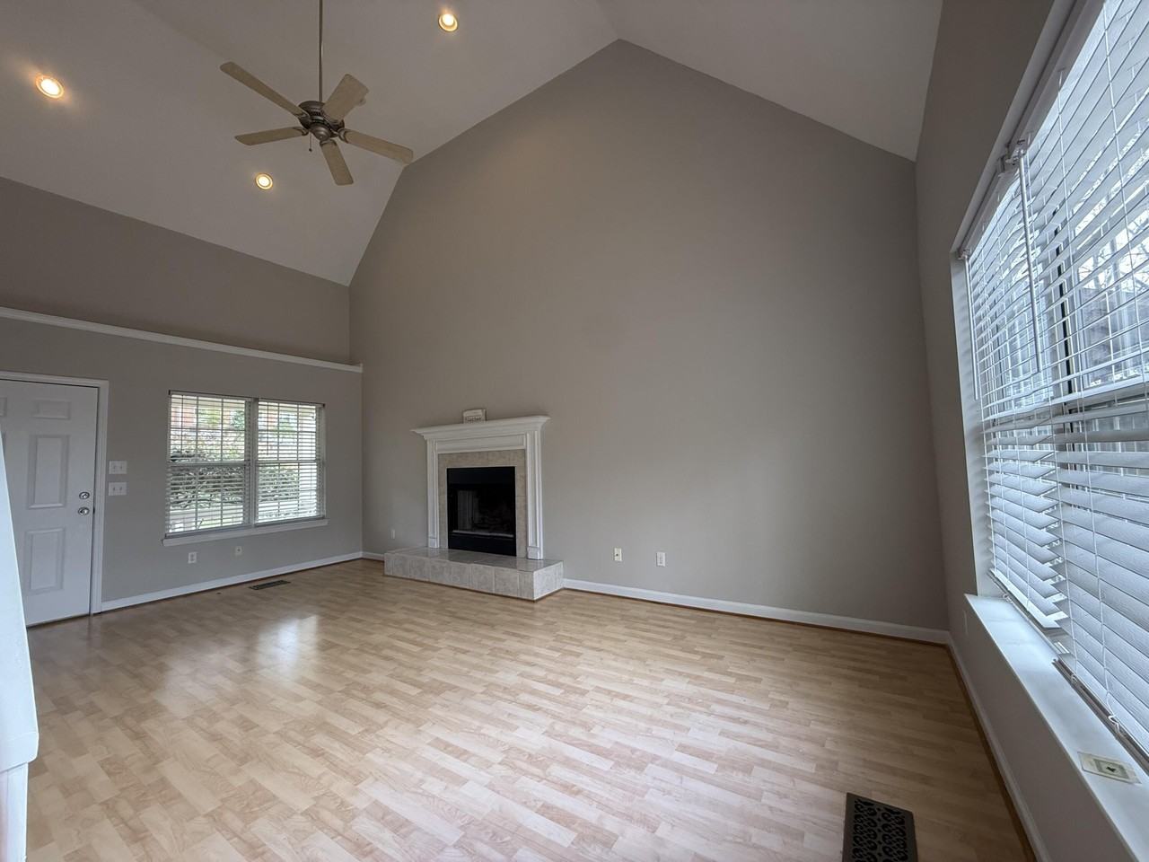 3532 Dell Trl - Photo 2 of 16