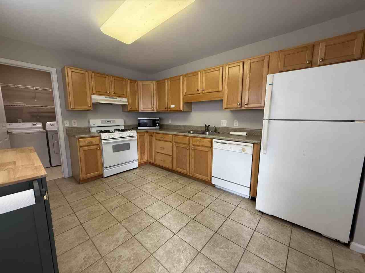 3532 Dell Trl - Photo 4 of 16