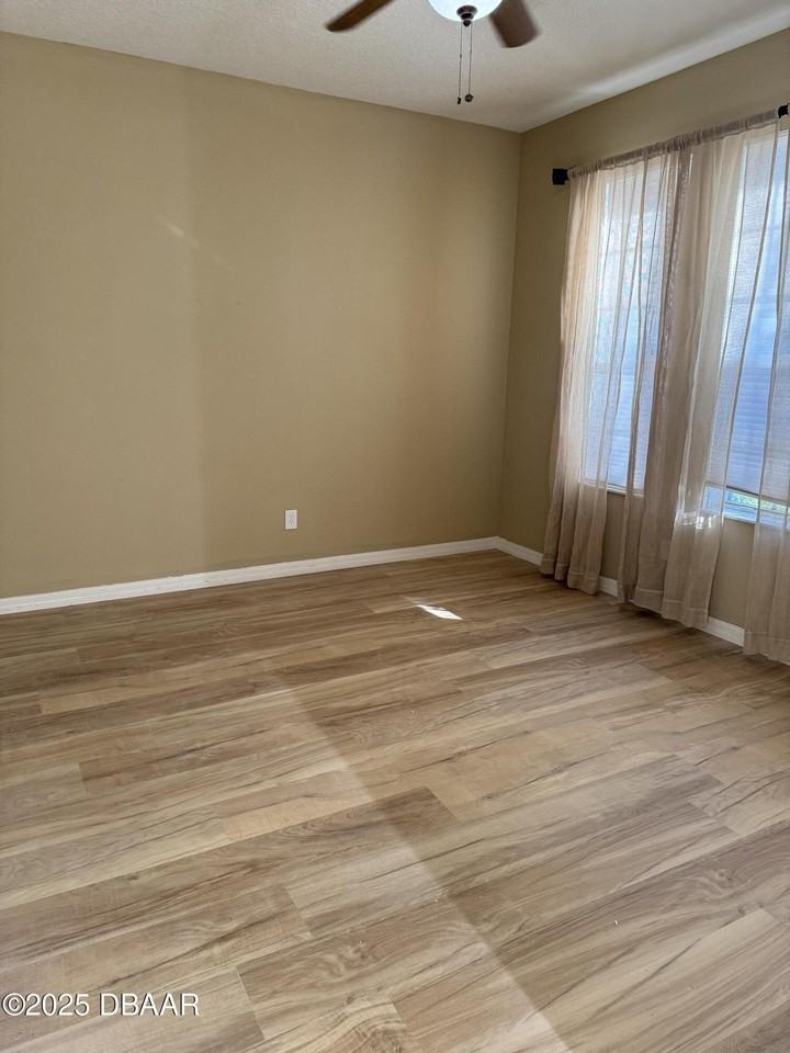 5304 Georgia Peach Ave - Photo 4 of 26