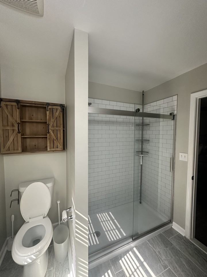 4640 Newington Rd #1 - Photo 7 of 16