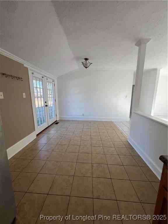 1443 Strickland Bridge Rd - Photo 6 of 10