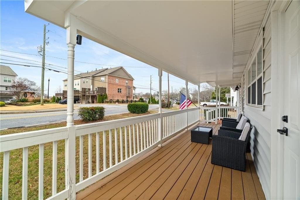 2790 Sardis St Nw - Photo 6 of 47