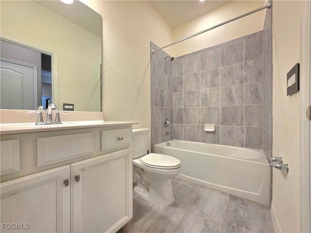 11559 Shady Blossom Dr - Photo 7 of 40