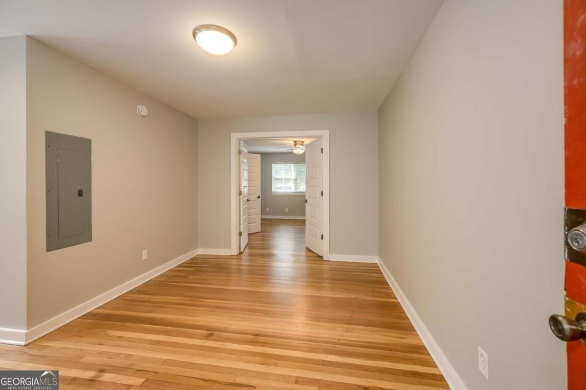 880 Saint Charles Ave Ne Apt 4 #4 - Photo 6 of 17
