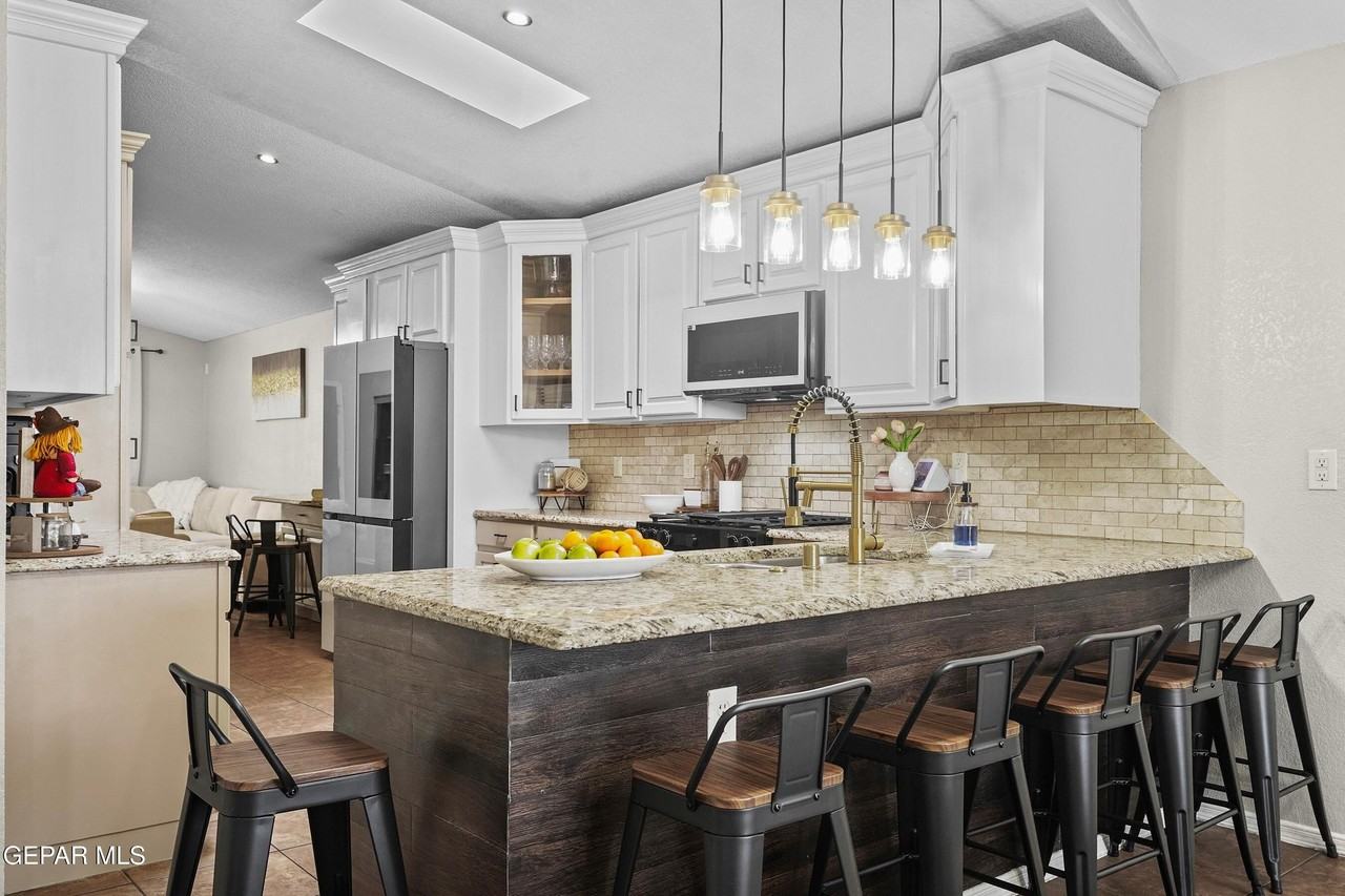 11929 Mesquite Rock Dr - Photo 5 of 43