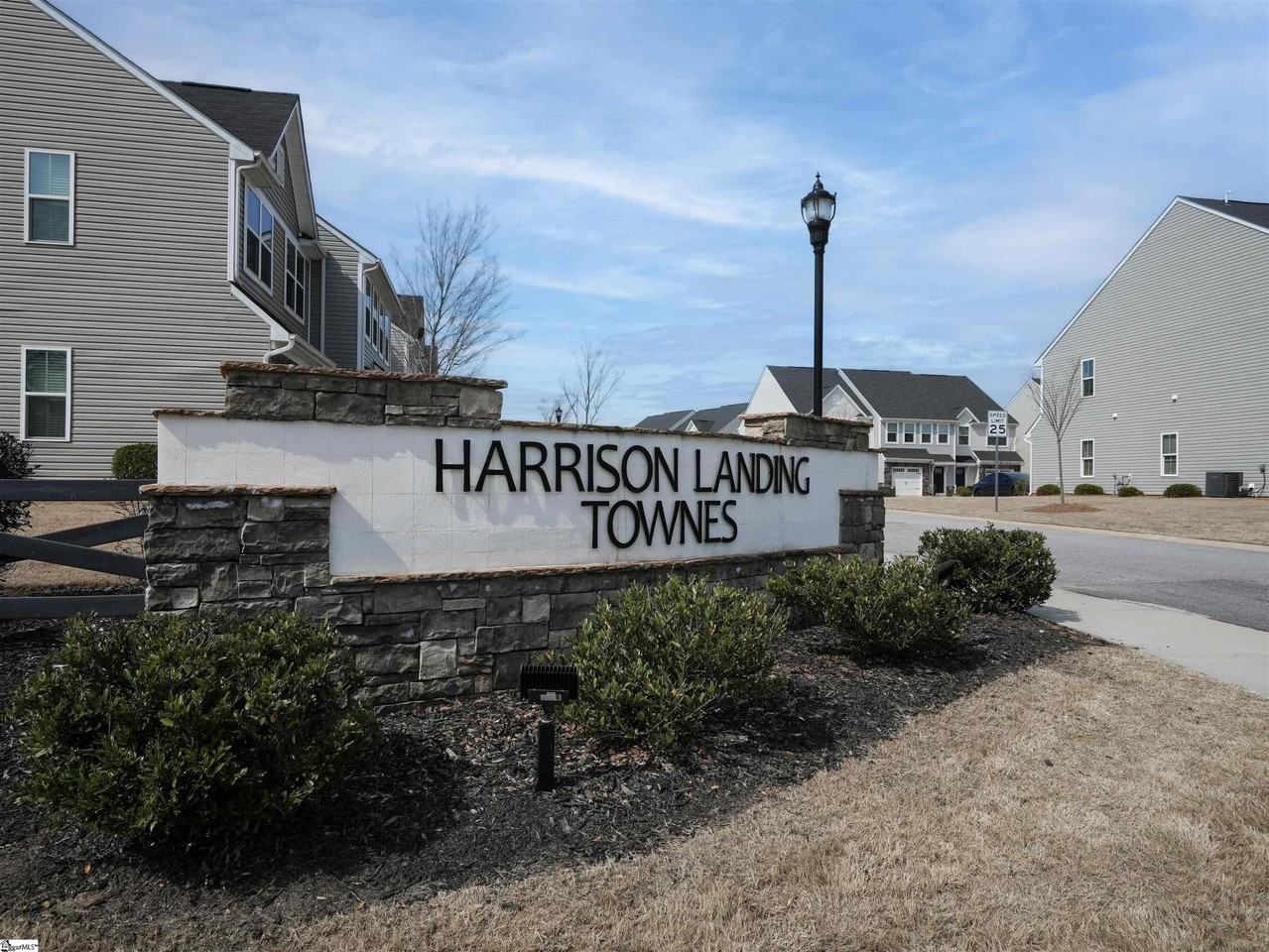 100 Carlow Ct - Photo 2 of 16