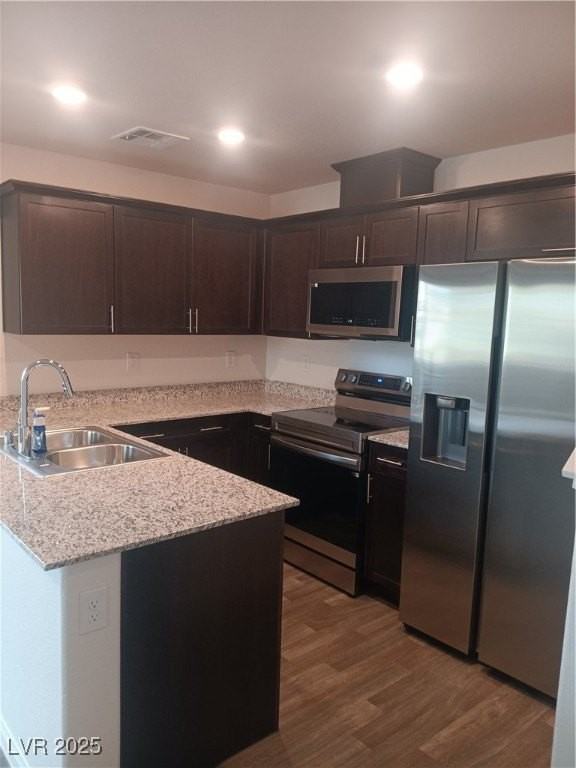 2881 Champagne Gold Ave - Photo 5 of 14