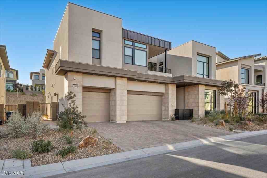 4829 Shady Ridge Dr - Photo 3 of 50