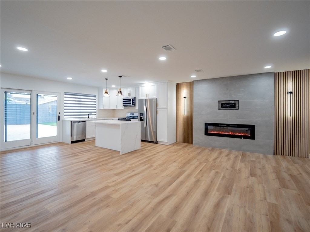 4356 Cloverhill Ct - Photo 7 of 50