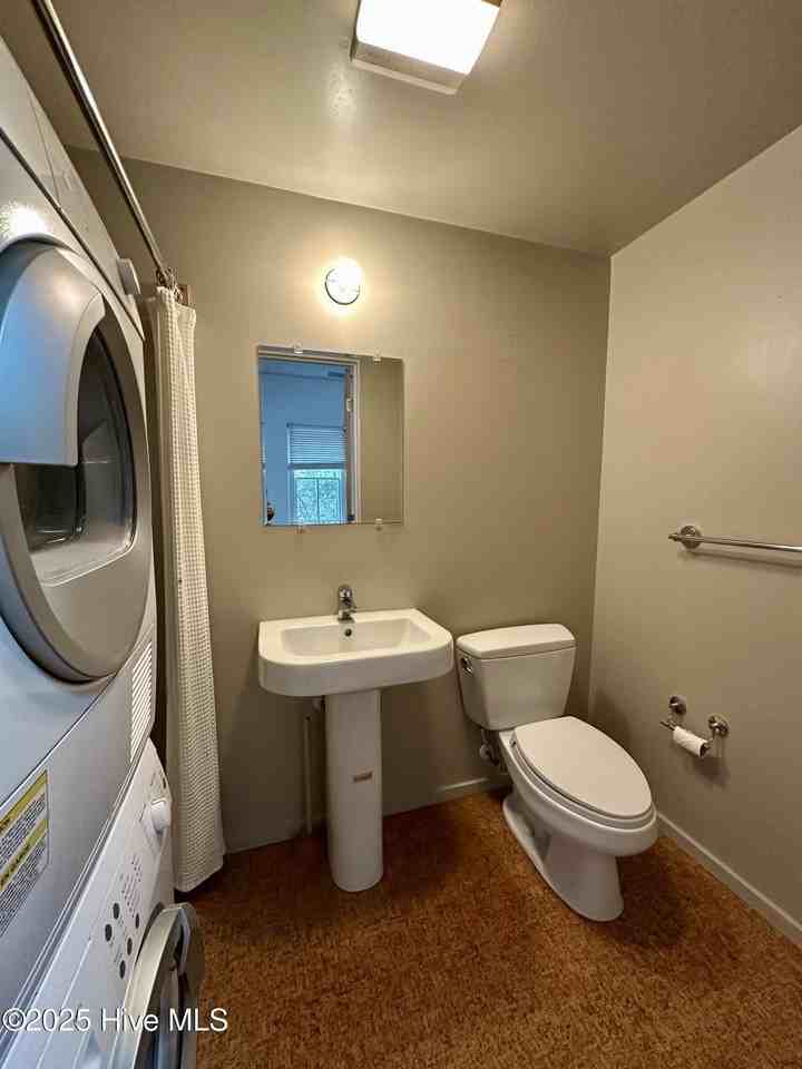 103 S Main St - Photo 7 of 15