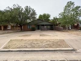 featured image of 2318 18th St
