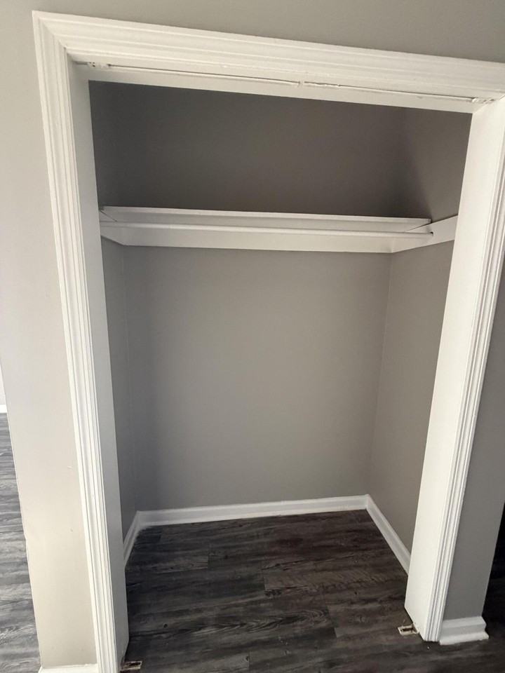 301 Rebel Rd - Photo 7 of 10