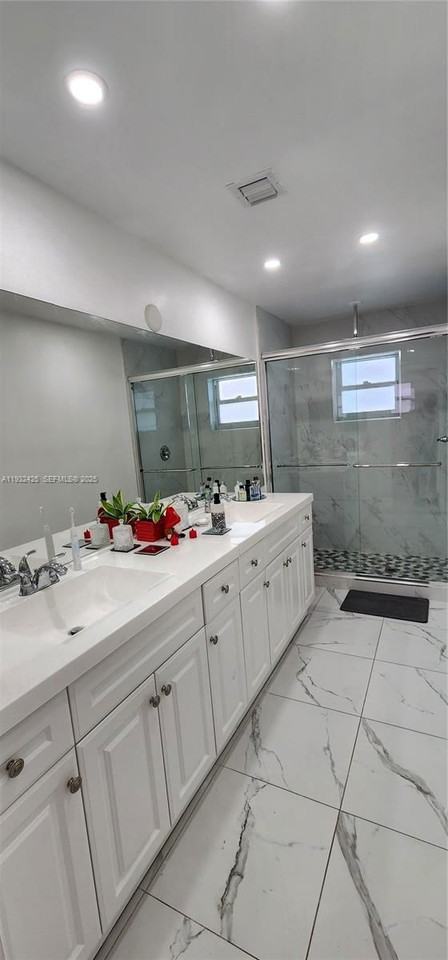 Sw 221st Street Rd - Photo 6 of 8