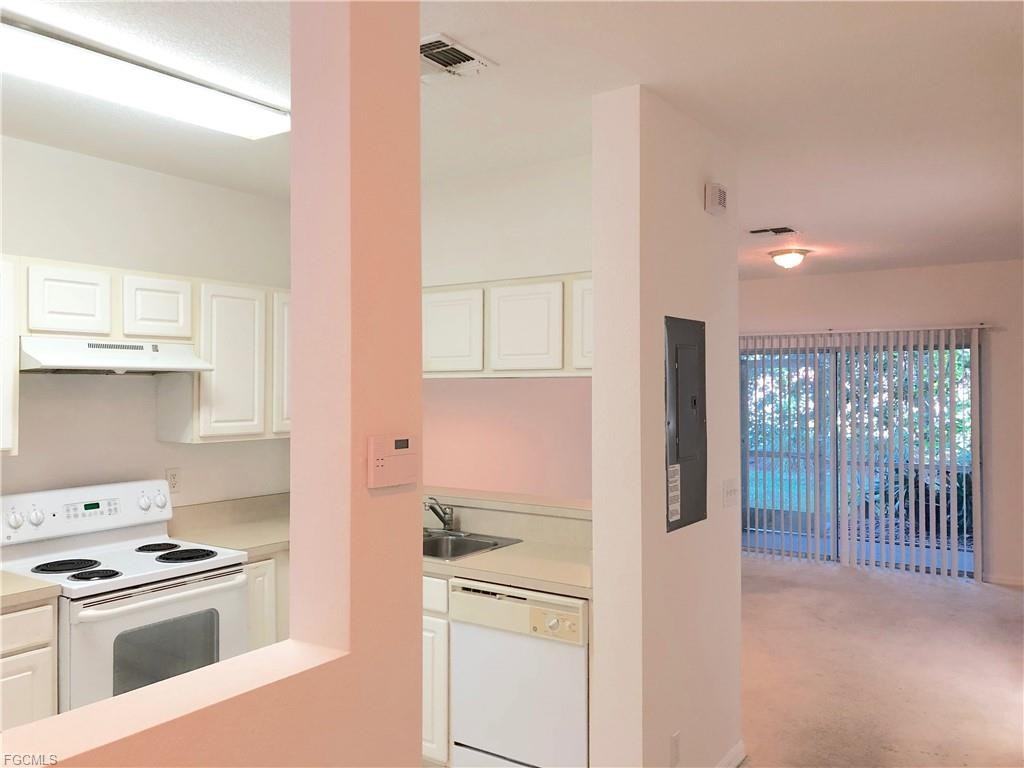 8073 Pacific Beach Dr - Photo 2 of 8