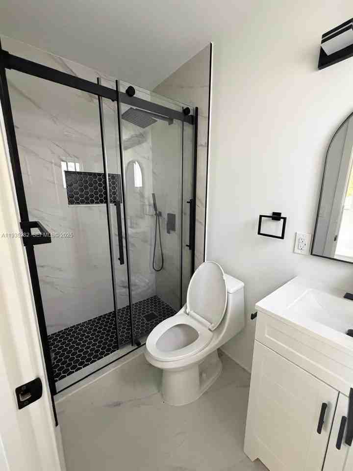 3860 Nw 208th St - Photo 6 of 8