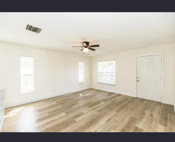 2634 W 28th St #1 - Photo 5 of 17