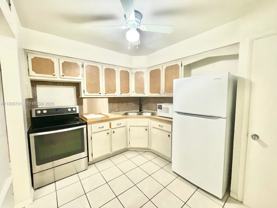 1550 Ne 191st St #306 - Photo 1 of 1