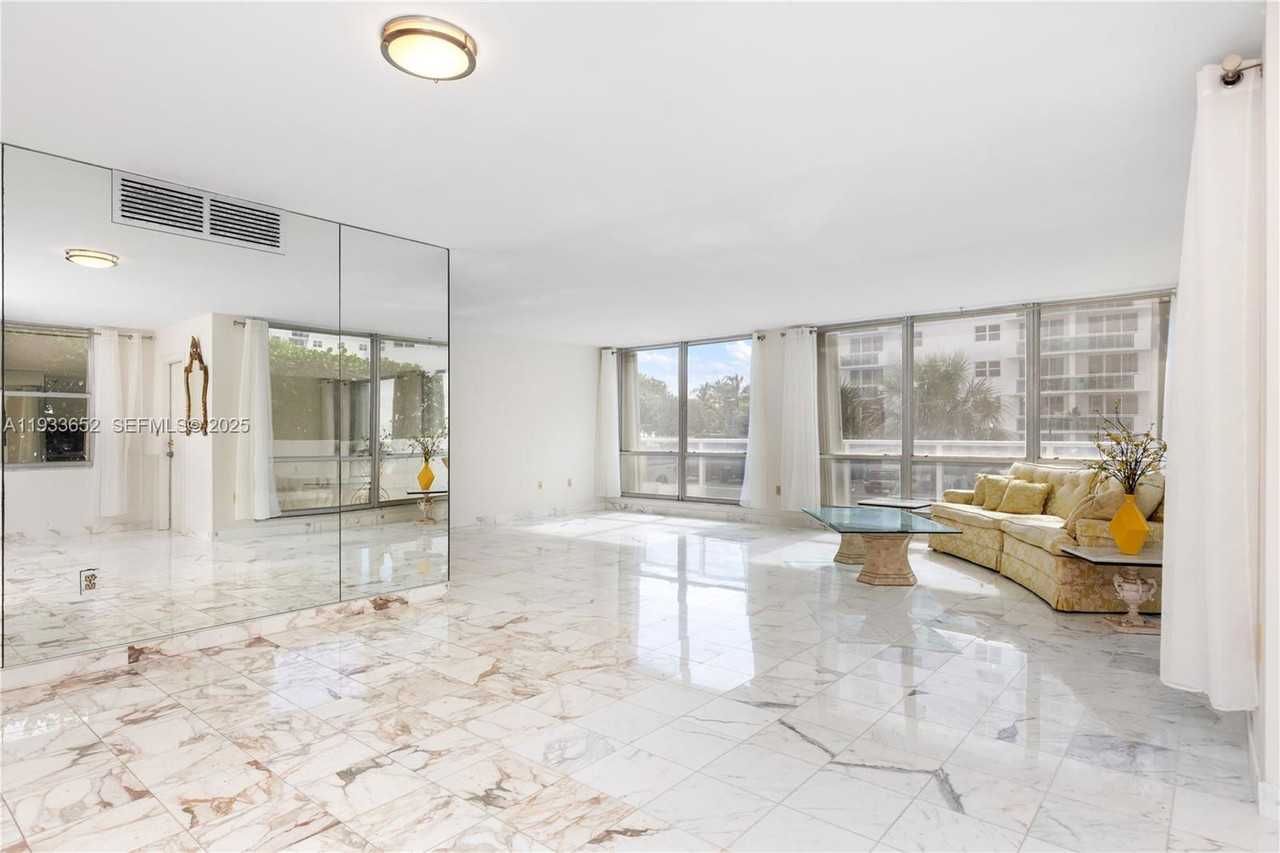 2751 S Ocean Dr #208S - Photo 4 of 8