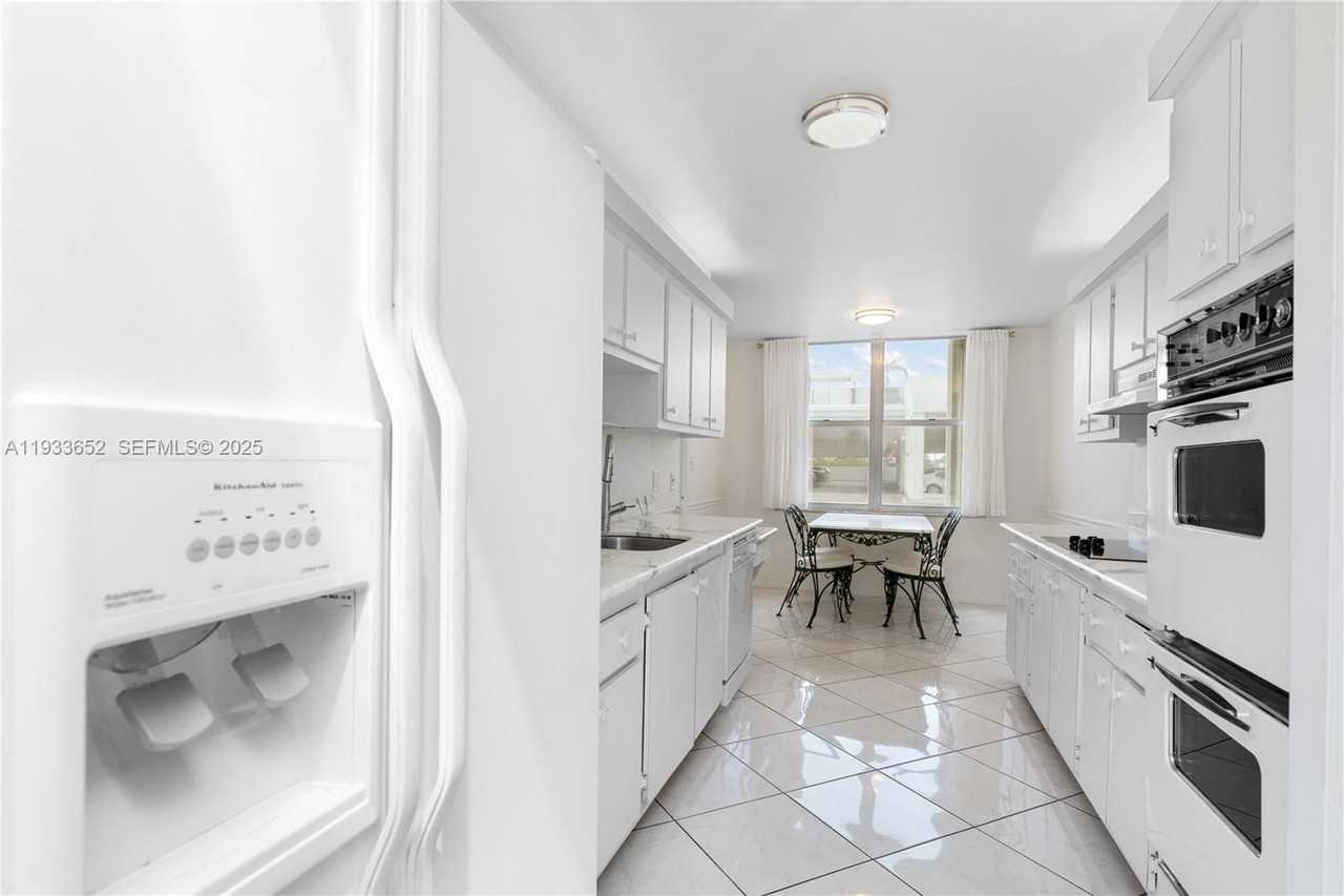 2751 S Ocean Dr #208S - Photo 7 of 8