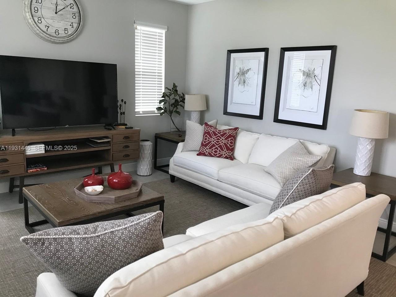 1107 Sugarwood St #0 - Photo 3 of 20