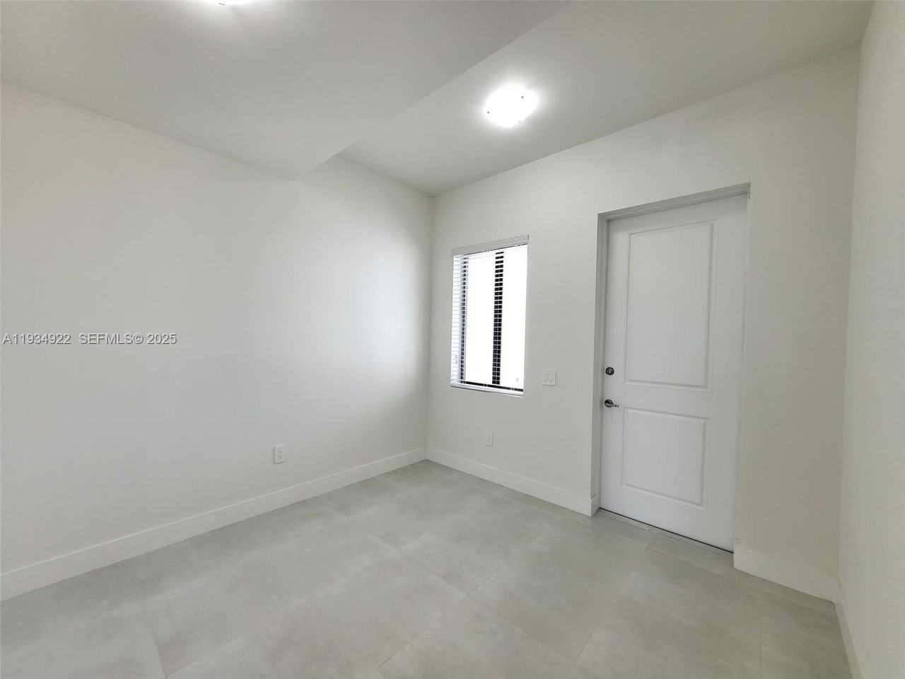 19011 Sw 344th Ter - Photo 5 of 38