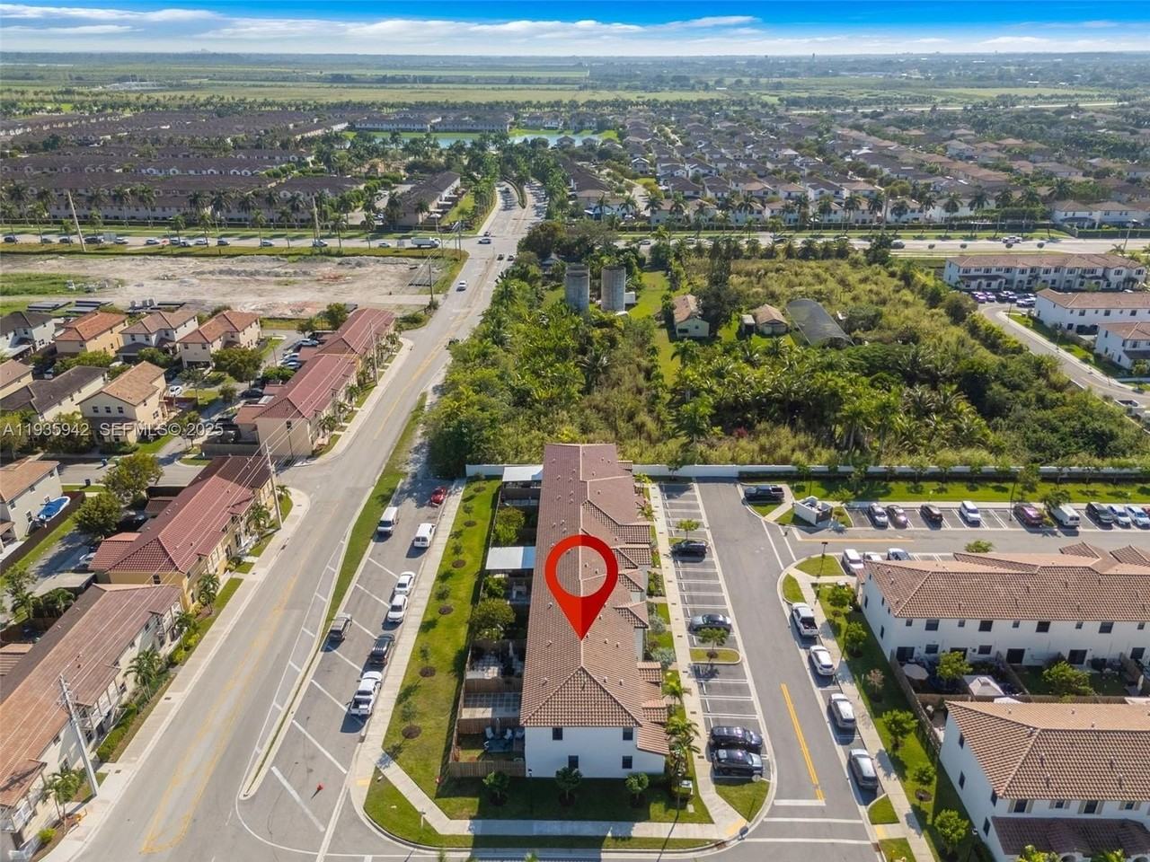 24563 Sw 117th Ct #24563 - Photo 6 of 35