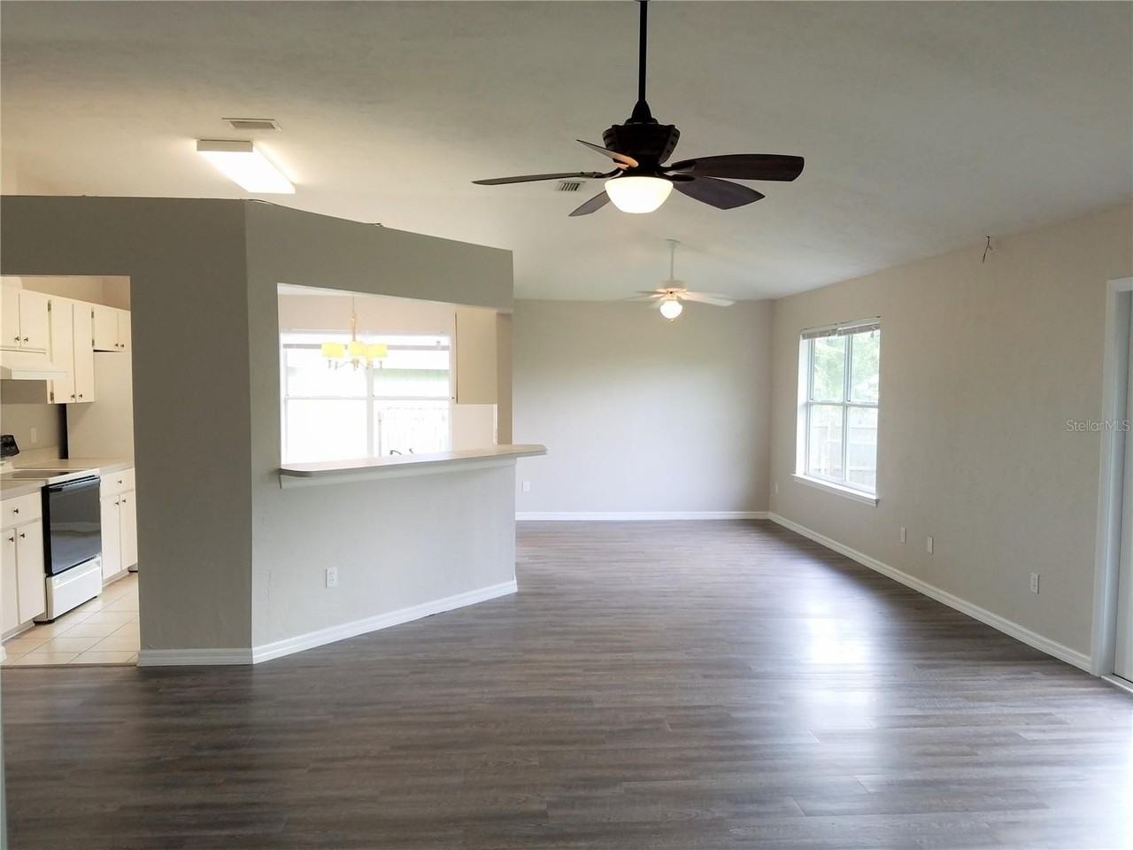 3561 Nw 88th Ter - Photo 4 of 19